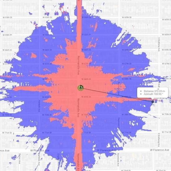 ▲ 上图为毫米波覆盖率，下图为 sub-6GHz 覆盖率。 图片来自：Google